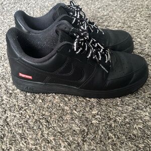 Supreme Nike Air Force 1